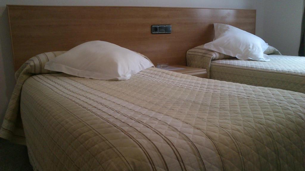 Hotel Albanta Ла-Лантехуэла Номер фото