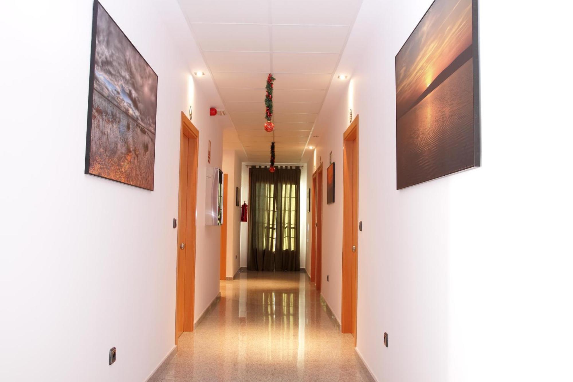 Hotel Albanta Ла-Лантехуэла Экстерьер фото