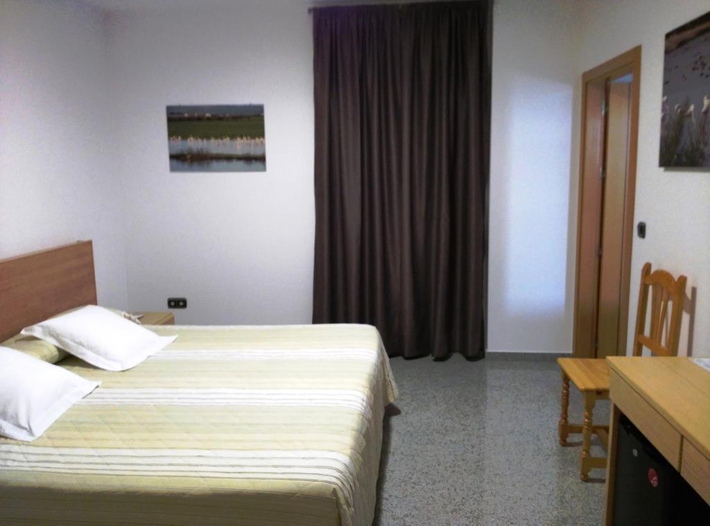 Hotel Albanta Ла-Лантехуэла Экстерьер фото