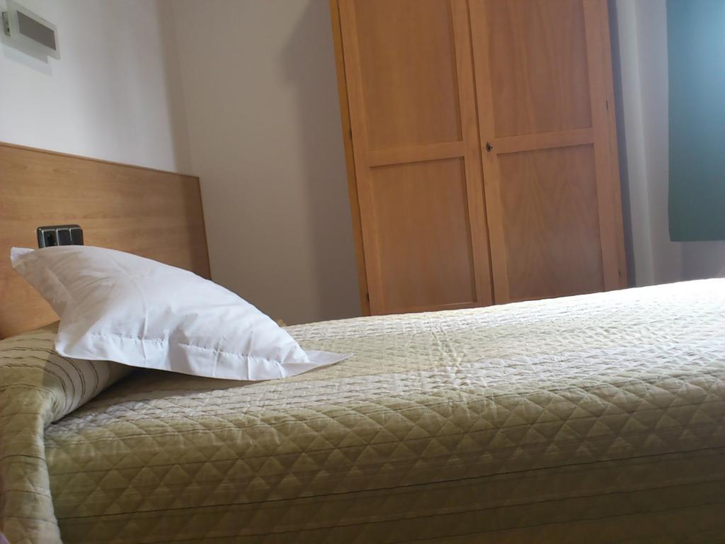 Hotel Albanta Ла-Лантехуэла Экстерьер фото